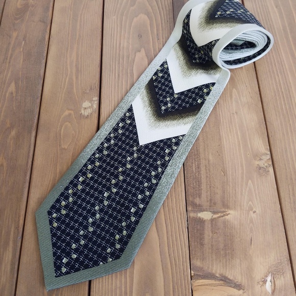 Vito Rufolo 100% Italian Silk Tie - Picture 1 of 6